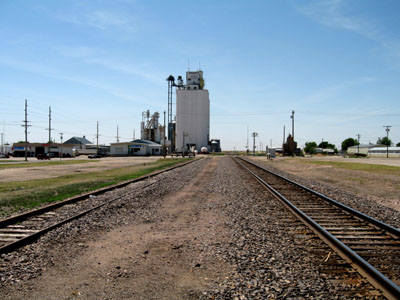 Agricultural Equipment, Train Traks